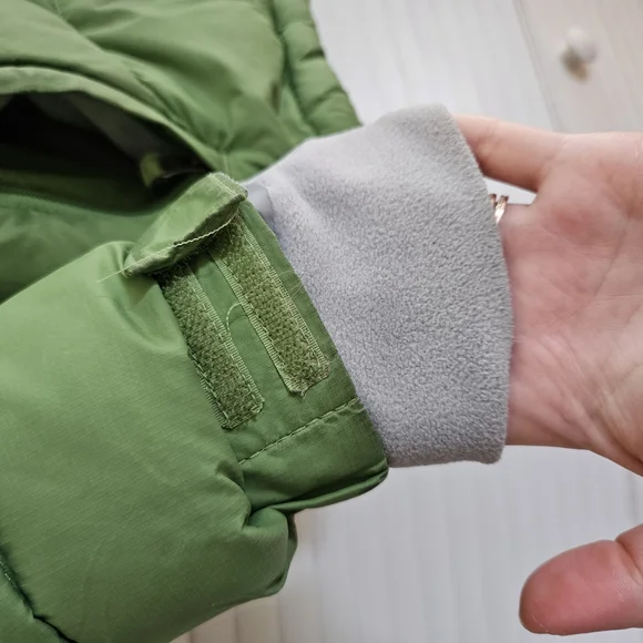 L.L. Bean Green Puffer Jacket Medium - Picture 4 of 9